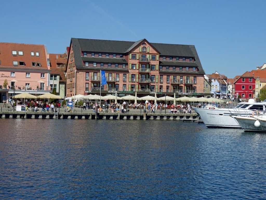 Ferienwohnung "An Der Waterkant" Objekt Id 12050-0 Waren  Exteriér fotografie